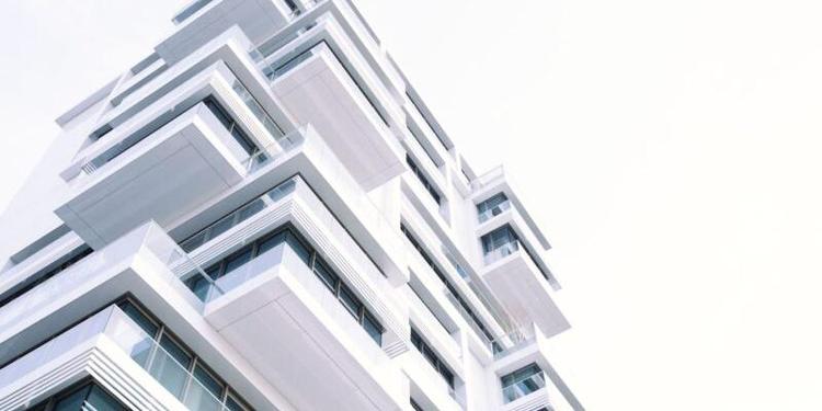 Возможности и угрозы 2023 года на рынке новостроек