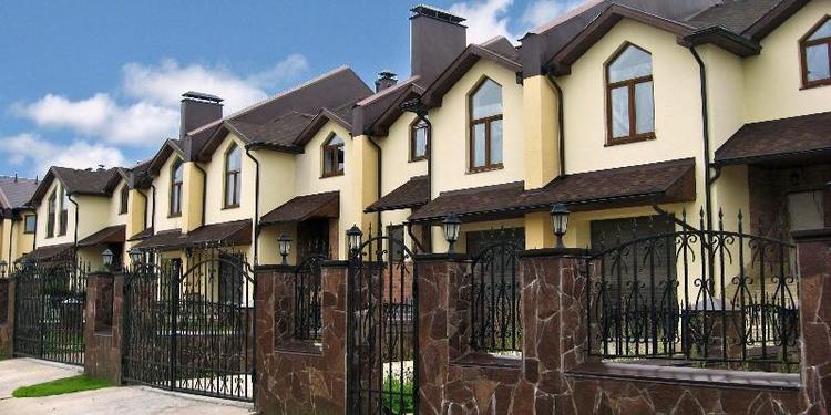 Таунхаусы по закону