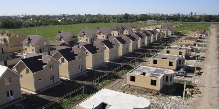 Дачный бум: бизнес решил строить в России загородные дома в промышленных масштабах