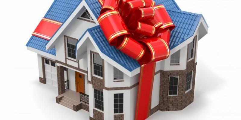 Каких родственников закон освобождает от уплаты налога при дарении недвижимости