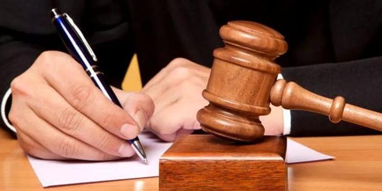 После регистрации в квартире бывшей супруги мужчина заявил, что выписать его уже нельзя: что решил суд