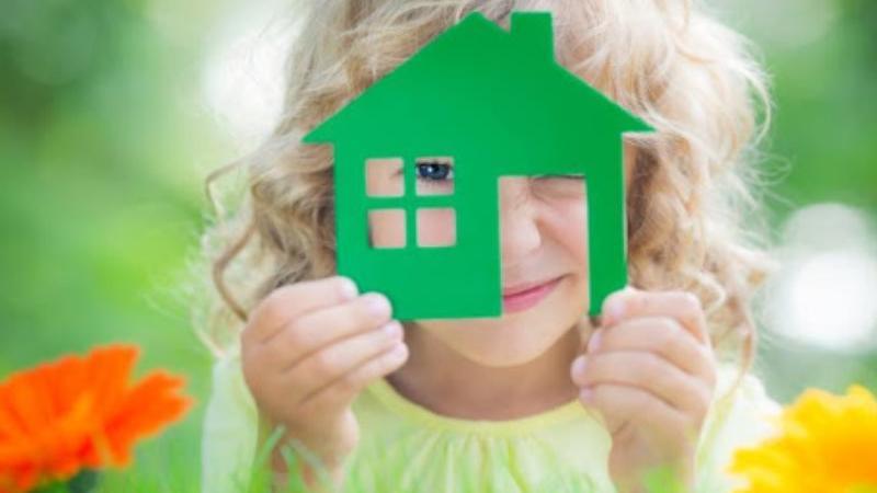 Передаем право собственности ребенку: как сделать несовершеннолетнего владельцем квартиры или ее части