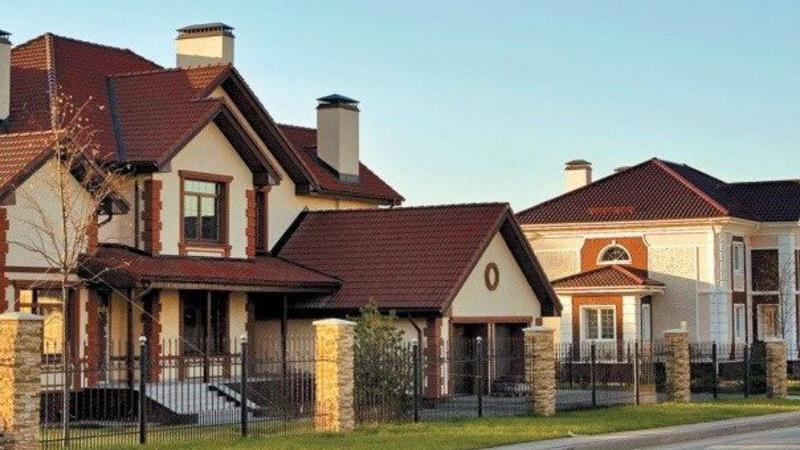 Загородное жилье в России за год подорожало почти на треть