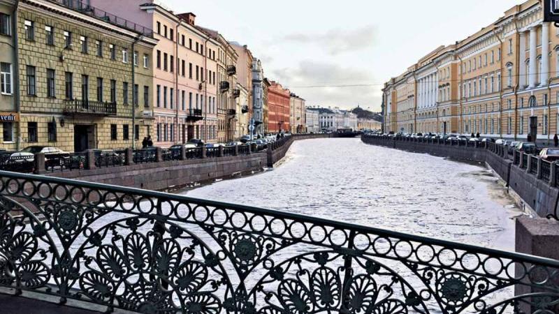 Итоги первого весеннего месяца на рынке недвижимости Санкт-Петербурга