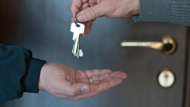 Стоимость аренды квартир в России за год выросла на 32%