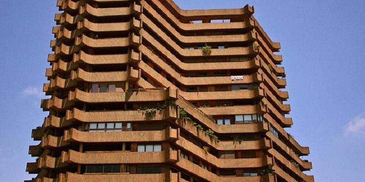 В каких городах России будут строить деревянные многоэтажки?