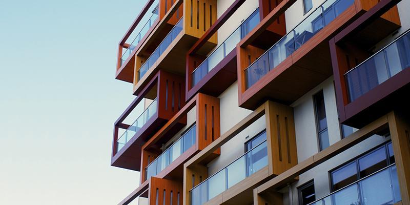 Балконы – быть или не быть? О противоречивости новых трендов